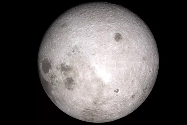 ด้านไกลของดวงจันทร์สามารถให้มุมมองของจักรวาลได้ลึกกว่า